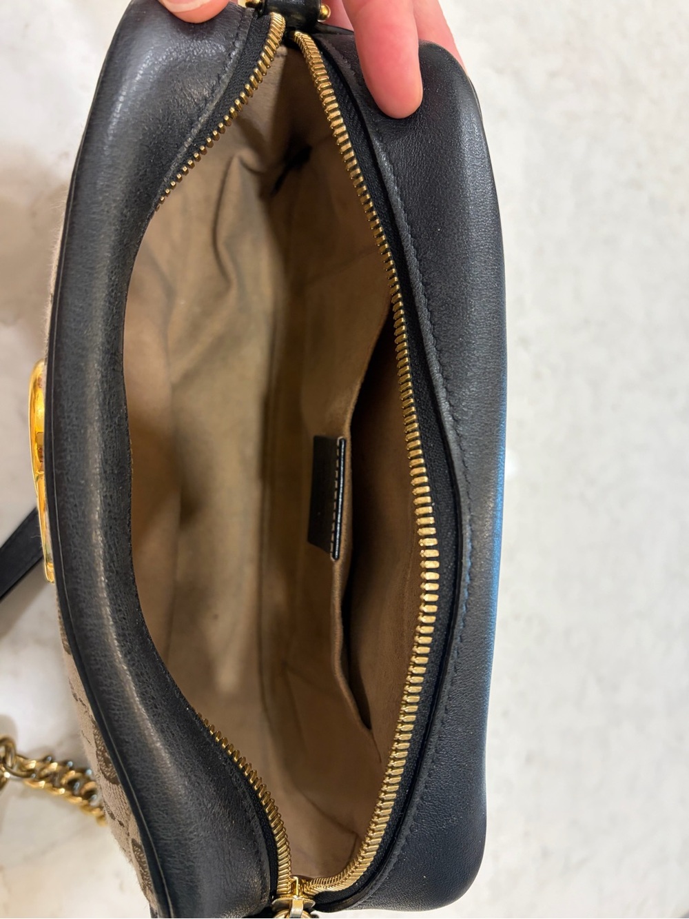 Gucci Beige Brown GG Supreme Crossbody Bag with Gold Hardware - Picture 11 of 11
